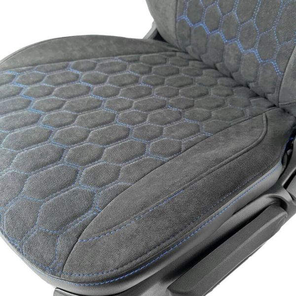 Чехлы Велюр на Toyota Corolla 2007-2013 г.в. Чехлы Велюр на Toyota Corolla 2007-2013 г.в.