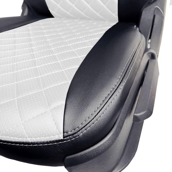 Чехлы Экокожа Ромб на Toyota Corolla 2013-2019 г.в. Чехлы Экокожа Ромб на Toyota Corolla 2013-2019 г.в.