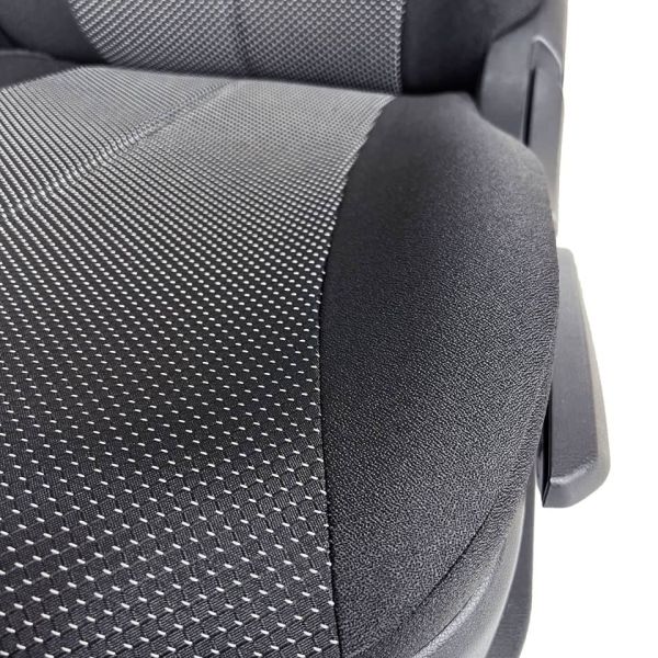 Чехлы из Жаккарда на Toyota Corolla 2013-2019 г.в. Чехлы из Жаккарда на Toyota Corolla 2013-2019 г.в.